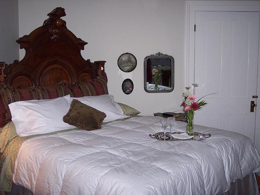 קולומבוס Shadowlawn Bed And Breakfast חדר תמונה